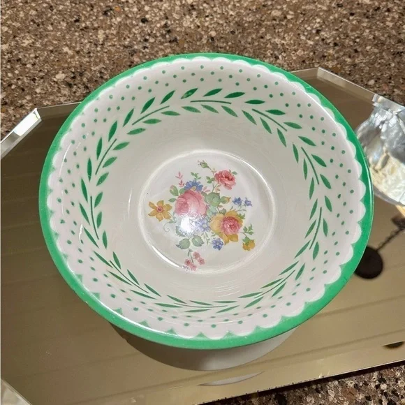 HOMER LAUGHLIN, VINTAGE, “VIRGINIA ROSE”, SERVING BOWL. - Picture 3 of 6